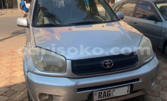 اشتري مستعمل Toyota RAV4 Autre سيارة في Kigali في Rwanda اشتري مستعمل Toyota RAV4 Autre سيارة في Kigali في Rwanda