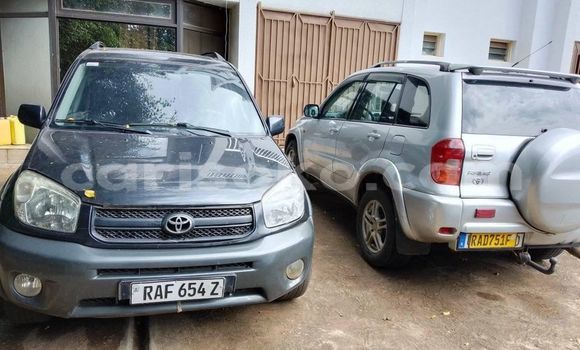 اشتري مستعمل Toyota RAV4 Autre سيارة في Kigali في Rwanda اشتري مستعمل Toyota RAV4 Autre سيارة في Kigali في Rwanda