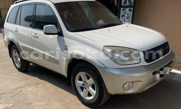 اشتري مستعمل Toyota RAV4 Blanc سيارة في Kigali في Rwanda اشتري مستعمل Toyota RAV4 Blanc سيارة في Kigali في Rwanda