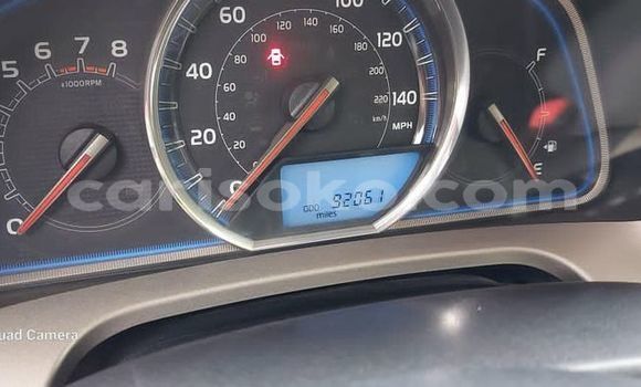 Sayi Na hannu Toyota RAV4 Gris Mota in Kigali a Rwanda Sayi Na hannu Toyota RAV4 Gris Mota in Kigali a Rwanda
