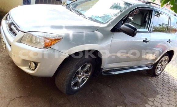 Sayi Na hannu Toyota RAV4 Autre Mota in Kigali a Rwanda Sayi Na hannu Toyota RAV4 Autre Mota in Kigali a Rwanda