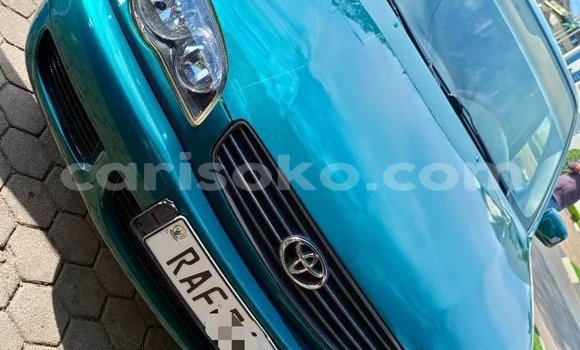 Acheter Occasion Voiture Toyota Corolla Vert à Kigali, Rwanda Acheter Occasion Voiture Toyota Corolla Vert à Kigali, Rwanda