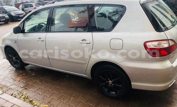 اشتري مستعمل Toyota Avensis Autre سيارة في Kigali في Rwanda اشتري مستعمل Toyota Avensis Autre سيارة في Kigali في Rwanda