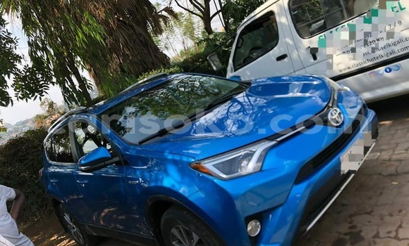 Acheter Occasion Voiture Toyota RAV4 Bleu à Kigali, Rwanda Acheter Occasion Voiture Toyota RAV4 Bleu à Kigali, Rwanda