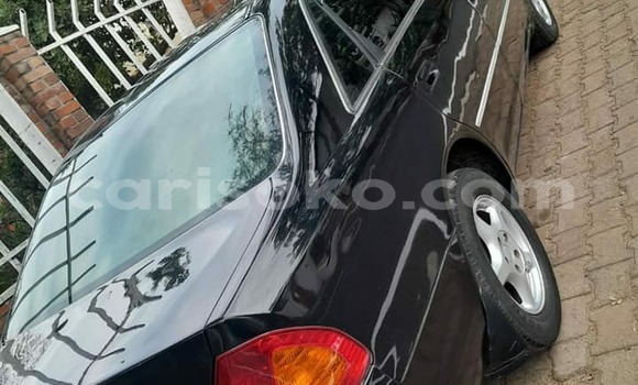 Acheter Occasion Voiture Toyota Corolla Noir à Kigali, Rwanda Acheter Occasion Voiture Toyota Corolla Noir à Kigali, Rwanda