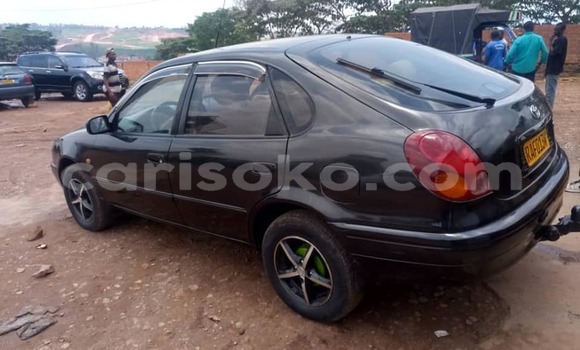 Acheter Occasion Voiture Toyota Corolla Noir à Kigali, Rwanda Acheter Occasion Voiture Toyota Corolla Noir à Kigali, Rwanda