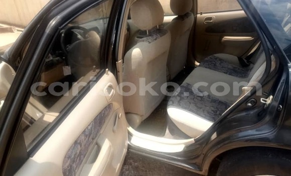 Acheter Occasion Voiture Toyota Corolla Noir à Kigali, Rwanda Acheter Occasion Voiture Toyota Corolla Noir à Kigali, Rwanda