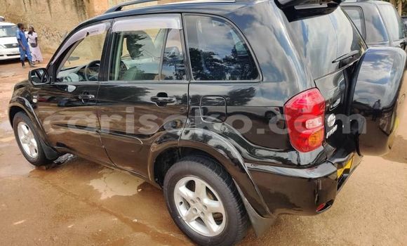 Acheter Occasion Voiture Toyota RAV4 Noir à Kigali, Rwanda Acheter Occasion Voiture Toyota RAV4 Noir à Kigali, Rwanda