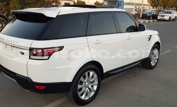اشتري Imported Land Rover Range Rover Blanc سيارة في Import - Dubai في Rwanda اشتري Imported Land Rover Range Rover Blanc سيارة في Import - Dubai في Rwanda