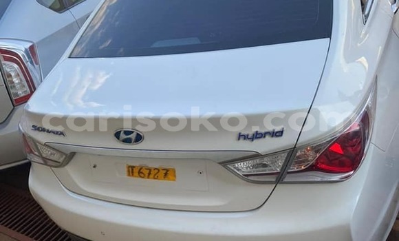 Acheter Occasion Voiture Hyundai Sonata Blanc à Kigali, Rwanda Acheter Occasion Voiture Hyundai Sonata Blanc à Kigali, Rwanda