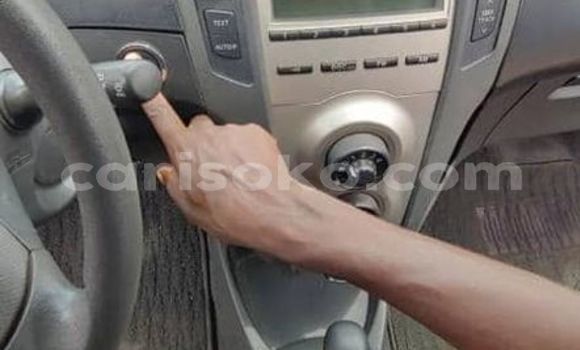 Acheter Occasion Voiture Toyota Vitz Autre à Kigali, Rwanda Acheter Occasion Voiture Toyota Vitz Autre à Kigali, Rwanda