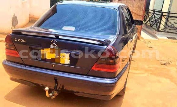 Acheter Occasion Voiture Mercedes-Benz C–Class Noir à Kigali, Rwanda Acheter Occasion Voiture Mercedes-Benz C–Class Noir à Kigali, Rwanda