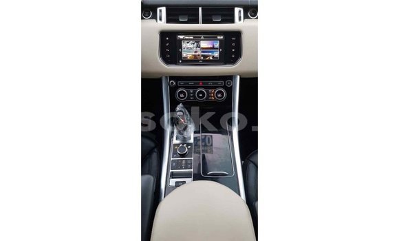 اشتري Imported Land Rover Range Rover Blanc سيارة في Import - Dubai في Rwanda اشتري Imported Land Rover Range Rover Blanc سيارة في Import - Dubai في Rwanda