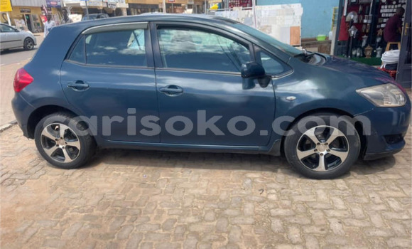 Acheter Occasion Voiture Toyota Auris Bleu à Kigali, Rwanda Acheter Occasion Voiture Toyota Auris Bleu à Kigali, Rwanda