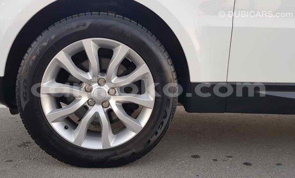 اشتري Imported Land Rover Range Rover Blanc سيارة في Import - Dubai في Rwanda اشتري Imported Land Rover Range Rover Blanc سيارة في Import - Dubai في Rwanda
