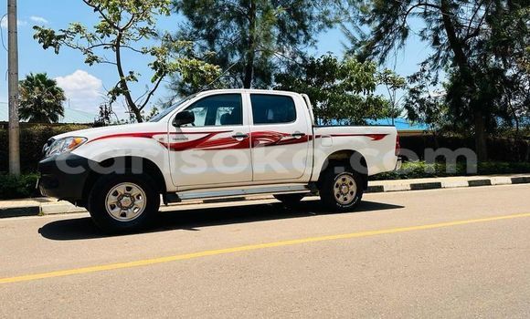 Buy Used Toyota Vigo White Car in Kigali in Rwanda Buy Used Toyota Vigo White Car in Kigali in Rwanda