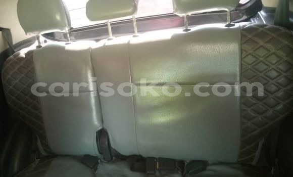 Acheter Occasion Voiture Toyota Yaris Noir à Kigali, Rwanda Acheter Occasion Voiture Toyota Yaris Noir à Kigali, Rwanda