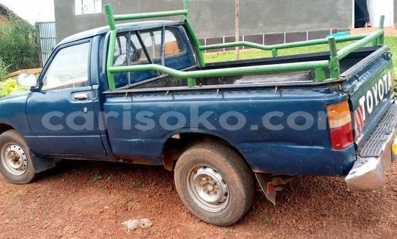 اشتري مستعمل Toyota Hilux Bleu سيارة في Kigali في Rwanda اشتري مستعمل Toyota Hilux Bleu سيارة في Kigali في Rwanda