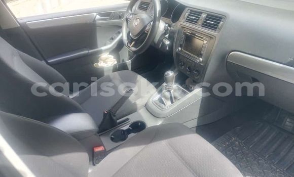 Acheter Occasion Voiture Volkswagen Jetta Gris à Kigali, Rwanda Acheter Occasion Voiture Volkswagen Jetta Gris à Kigali, Rwanda