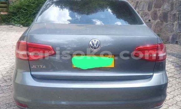Acheter Occasion Voiture Volkswagen Jetta Gris à Kigali, Rwanda Acheter Occasion Voiture Volkswagen Jetta Gris à Kigali, Rwanda
