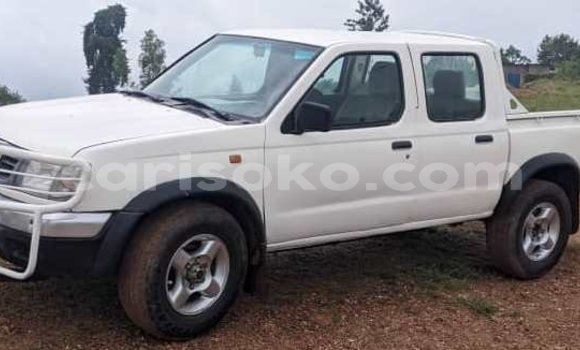 اشتري مستعمل Nissan Hardbody Blanc سيارة في Kigali في Rwanda اشتري مستعمل Nissan Hardbody Blanc سيارة في Kigali في Rwanda