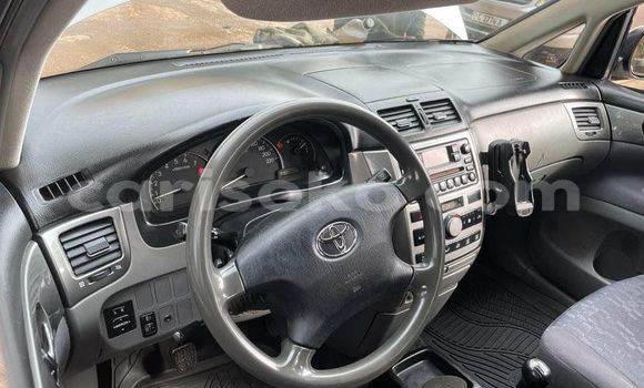 اشتري مستعمل Toyota Avensis Verso Autre سيارة في Kigali في Rwanda اشتري مستعمل Toyota Avensis Verso Autre سيارة في Kigali في Rwanda