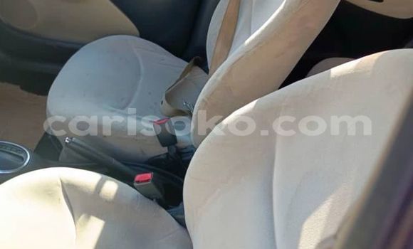 Acheter Occasion Voiture Toyota Vitz Rouge à Kigali, Rwanda Acheter Occasion Voiture Toyota Vitz Rouge à Kigali, Rwanda