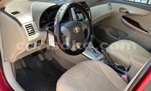 Acheter Occasion Voiture Toyota Corolla Rouge à Kigali, Rwanda Acheter Occasion Voiture Toyota Corolla Rouge à Kigali, Rwanda