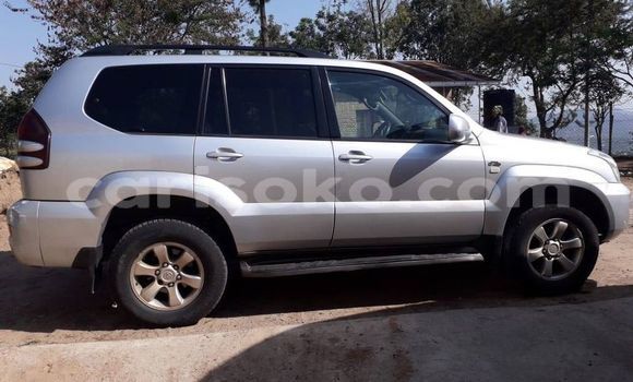 Acheter Occasion Voiture Toyota Prado Autre à Kigali, Rwanda Acheter Occasion Voiture Toyota Prado Autre à Kigali, Rwanda