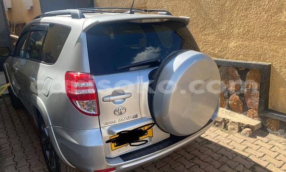 Acheter Occasion Voiture Toyota RAV4 Autre à Kigali, Rwanda Acheter Occasion Voiture Toyota RAV4 Autre à Kigali, Rwanda