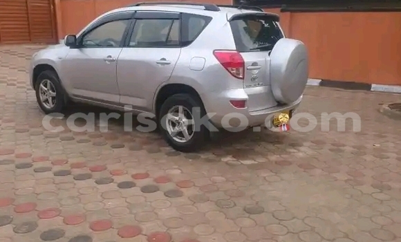 Sayi Na hannu Toyota RAV4 Autre Mota in Kigali a Rwanda Sayi Na hannu Toyota RAV4 Autre Mota in Kigali a Rwanda