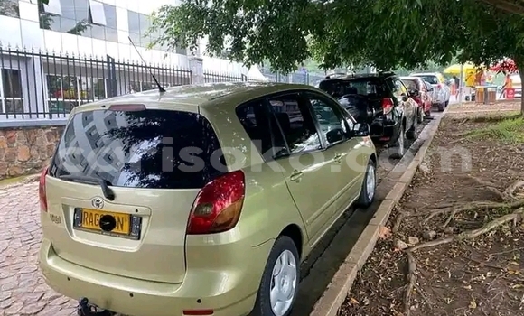 Sayi Na hannu Toyota Corolla Vert Mota in Kigali a Rwanda Sayi Na hannu Toyota Corolla Vert Mota in Kigali a Rwanda