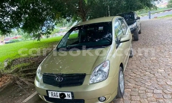 Sayi Na hannu Toyota Corolla Vert Mota in Kigali a Rwanda Sayi Na hannu Toyota Corolla Vert Mota in Kigali a Rwanda