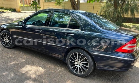 اشتري مستعمل Mercedes-Benz C–Class Noir سيارة في Kigali في Rwanda اشتري مستعمل Mercedes-Benz C–Class Noir سيارة في Kigali في Rwanda