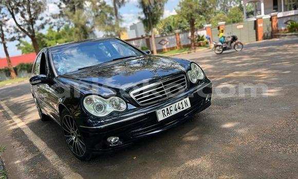 اشتري مستعمل Mercedes-Benz C–Class Noir سيارة في Kigali في Rwanda اشتري مستعمل Mercedes-Benz C–Class Noir سيارة في Kigali في Rwanda