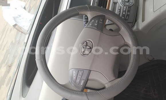اشتري مستعمل Toyota Harrier Blanc سيارة في Kigali في Rwanda اشتري مستعمل Toyota Harrier Blanc سيارة في Kigali في Rwanda