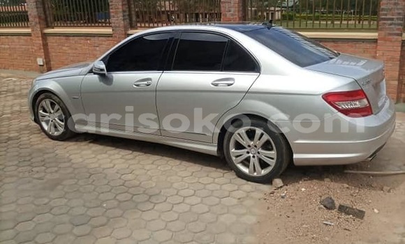 Acheter Occasion Voiture Mercedes-Benz C-Classe Autre à Kigali, Rwanda Acheter Occasion Voiture Mercedes-Benz C-Classe Autre à Kigali, Rwanda
