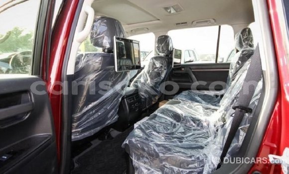 Acheter Import Voiture Toyota Land Cruiser Rouge à Import - Dubai, Rwanda Acheter Import Voiture Toyota Land Cruiser Rouge à Import - Dubai, Rwanda