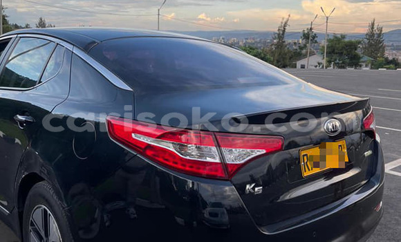 اشتري مستعمل Kia K5 Noir سيارة في Kigali في Rwanda اشتري مستعمل Kia K5 Noir سيارة في Kigali في Rwanda