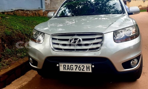 Acheter Occasion Voiture Hyundai Santa Fe Autre à Kigali, Rwanda Acheter Occasion Voiture Hyundai Santa Fe Autre à Kigali, Rwanda