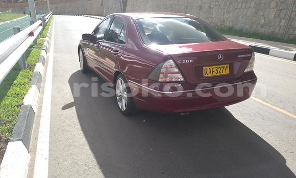اشتري مستعمل Mercedes-Benz 230 Rouge سيارة في Kigali في Rwanda اشتري مستعمل Mercedes-Benz 230 Rouge سيارة في Kigali في Rwanda
