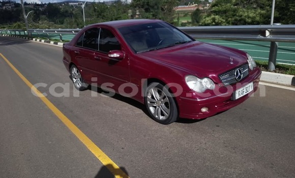 اشتري مستعمل Mercedes-Benz 230 Rouge سيارة في Kigali في Rwanda اشتري مستعمل Mercedes-Benz 230 Rouge سيارة في Kigali في Rwanda