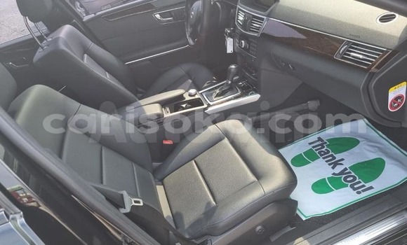 اشتري مستعمل Mercedes-Benz E–Class Noir سيارة في Kigali في Rwanda اشتري مستعمل Mercedes-Benz E–Class Noir سيارة في Kigali في Rwanda