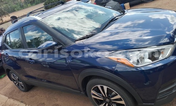 Acheter Occasion Voiture Nissan Kix Noir à Kigali, Rwanda Acheter Occasion Voiture Nissan Kix Noir à Kigali, Rwanda