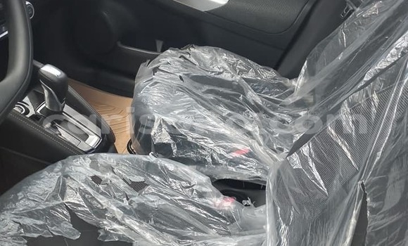 Acheter Occasion Voiture Nissan Kix Noir à Kigali, Rwanda Acheter Occasion Voiture Nissan Kix Noir à Kigali, Rwanda