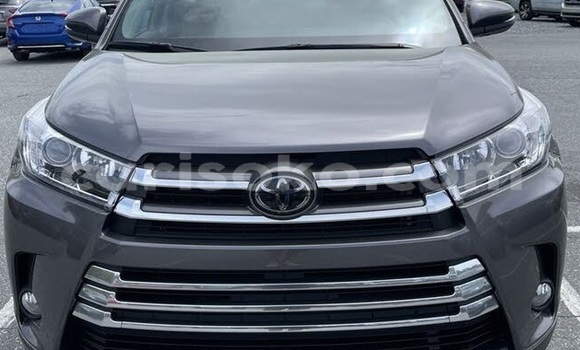 اشتري مستعمل Toyota Highlander Autre سيارة في Huye في Rwanda اشتري مستعمل Toyota Highlander Autre سيارة في Huye في Rwanda