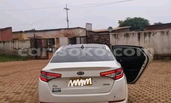 Acheter Occasion Voiture Kia K5 Blanc à Kigali, Rwanda Acheter Occasion Voiture Kia K5 Blanc à Kigali, Rwanda