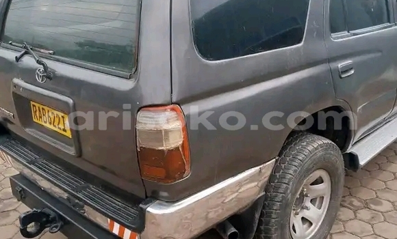 Acheter Occasion Voiture Toyota Runx Autre à Kigali, Rwanda Acheter Occasion Voiture Toyota Runx Autre à Kigali, Rwanda