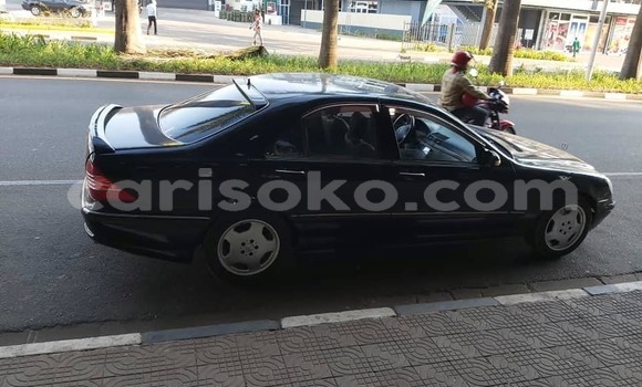 Sayi Na hannu Kia Carens Autre Mota in Kigali a Rwanda Sayi Na hannu Kia Carens Autre Mota in Kigali a Rwanda