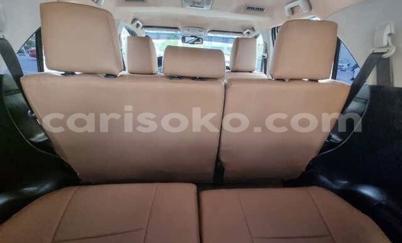 Buy Used Toyota Fortuner White Car in Nyamagabe in Rwanda Buy Used Toyota Fortuner White Car in Nyamagabe in Rwanda